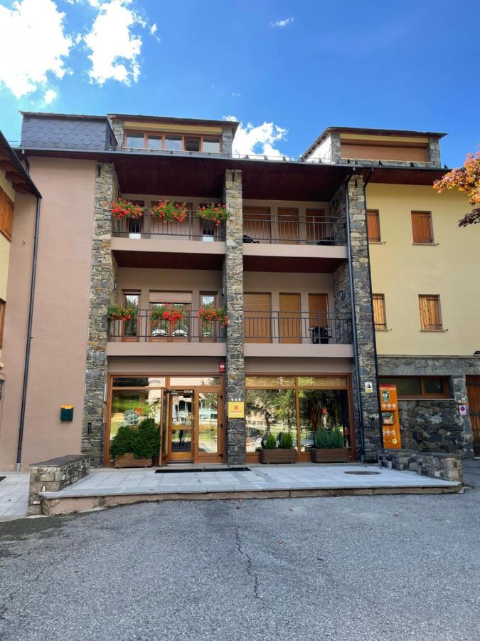 Alberg La Molina Xanascat Exteriör bild