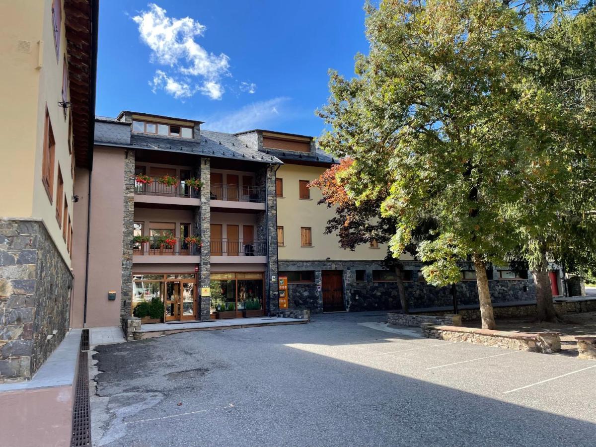 Alberg La Molina Xanascat Exteriör bild